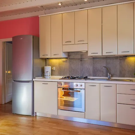 Casa Del Sole Апартаменты Колико