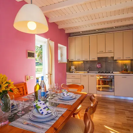 Lägenhet Casa Del Sole Colico